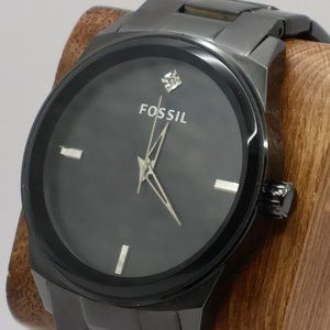 Fossil- All Black -Diamond in the 12 position- Very Nice Condition